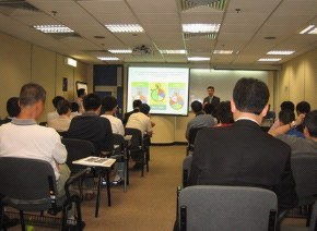 香港專(zhuān)業(yè)團(tuán)體與服務(wù)概覽 從公會(huì)到協(xié)會(huì)的多元化支持